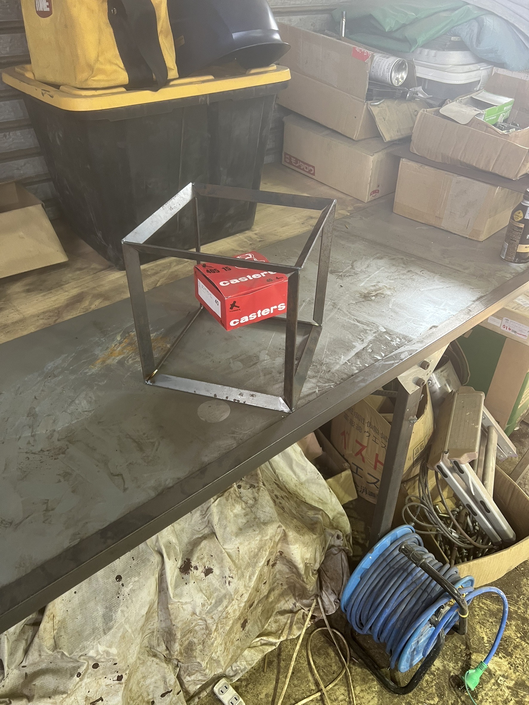 マジックアート（宙に浮く箱）